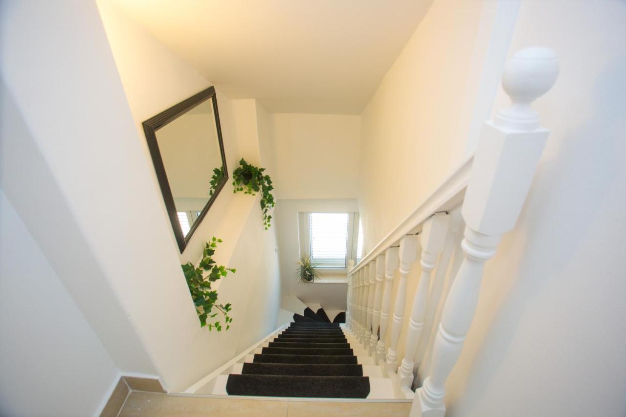 Luxury Villa Vibrass Spalato Esterno foto